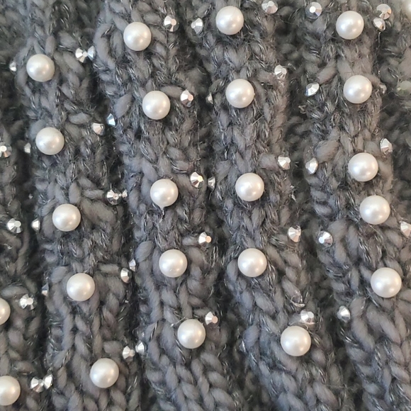 🆕️ Pearl Knit Pom Hat Fleece Lined - Picture 4 of 10